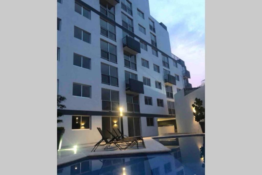 Departamento *Mundo Viajero* Guadalajaraアパートメント エクステリア 写真
